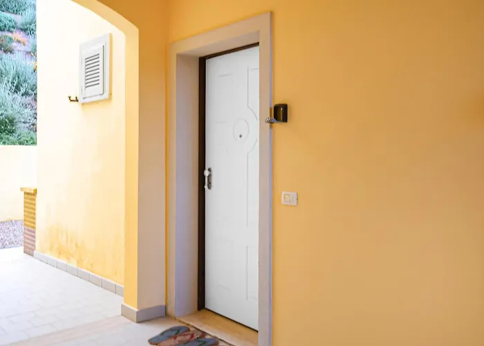 Awesome In With Wifi * Scarlino